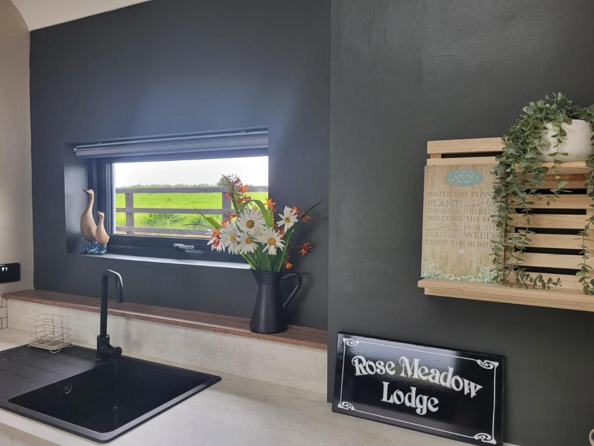 Rose Meadow Lodge Лисканор Екстериор снимка